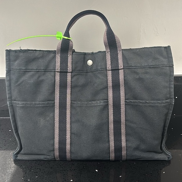 Authentic Hermes Foure Toute Navy & Grey tote - Picture 7 of 15